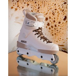M12 low team cappuccino ROCES