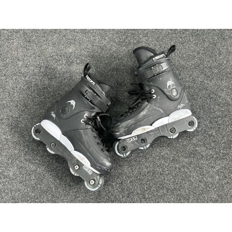 Roller Agressif Genesys Junior Noir & Blanc OCCAZ RAZORS